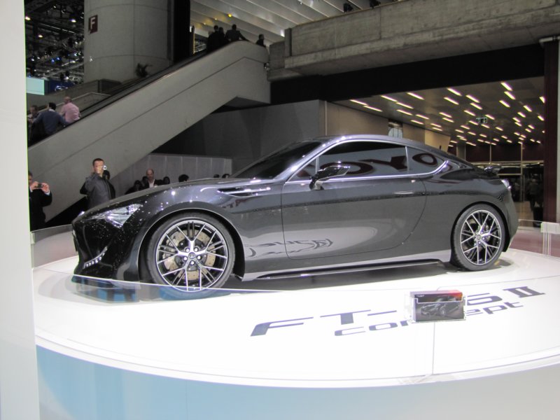 toyotaft86conceptii6.jpg