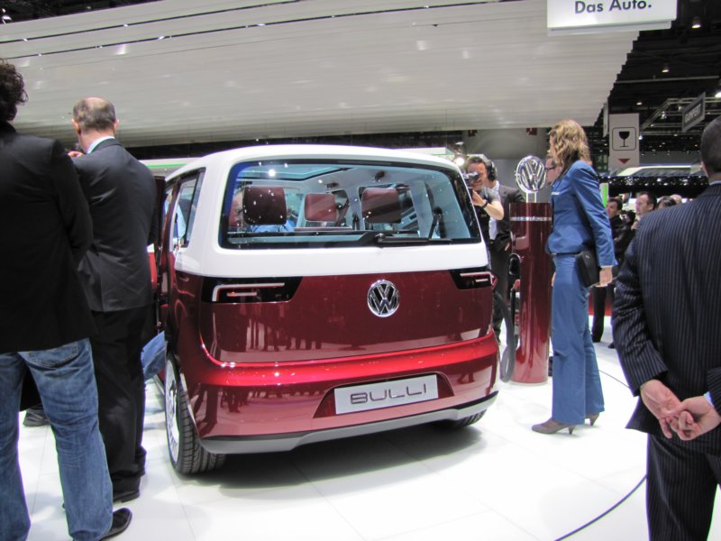 volkswagenbulliconcept17.jpg