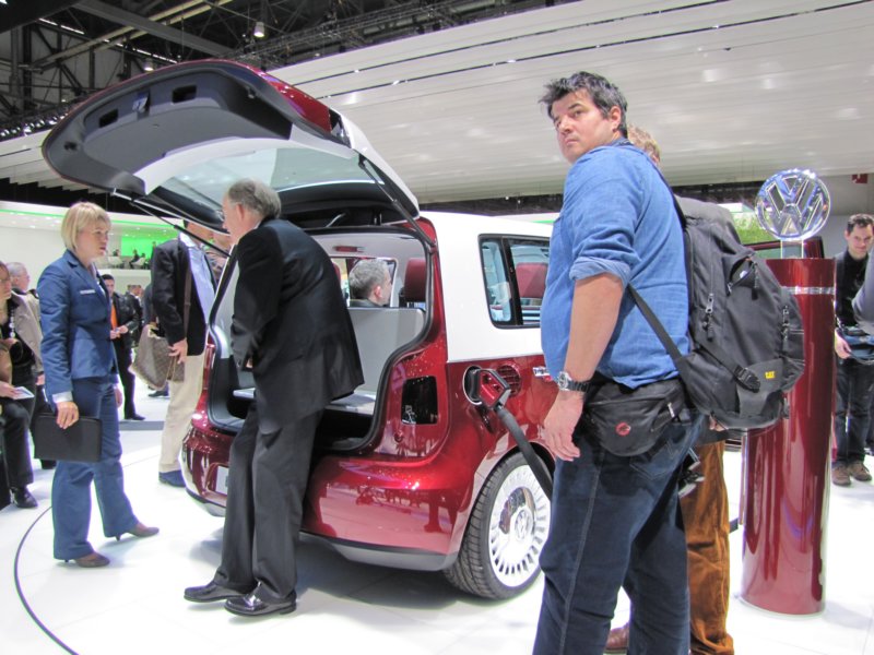 volkswagenbulliconcept38.jpg