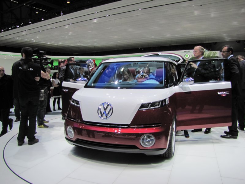 volkswagenbulliconcept42.jpg