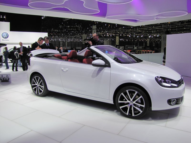 volkswagengolfcabriolet17.jpg