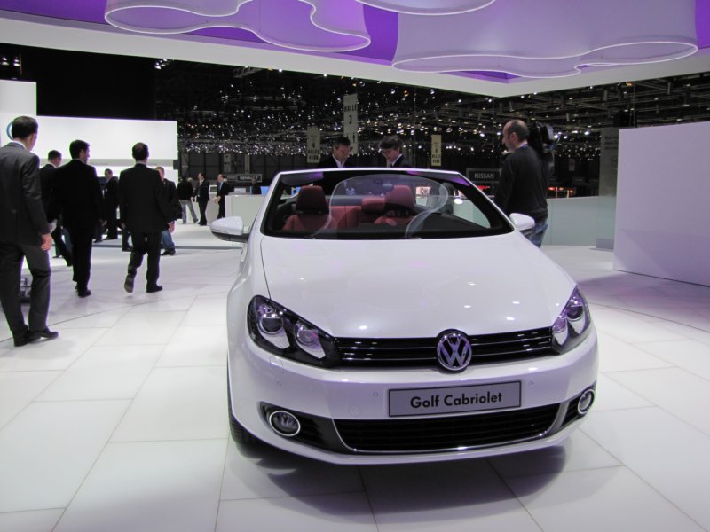 volkswagengolfcabriolet23.jpg