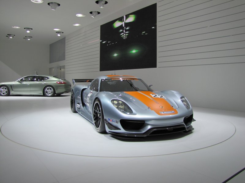 porsche918rsr19.jpg