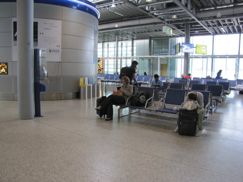 sep2011genevaairport4.jpg