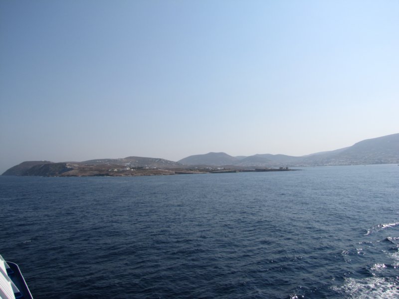sep2011parospiraeusonbluestarparos15.jpg