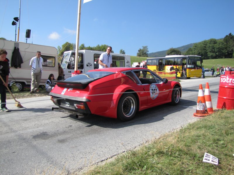 alpinerenaulta310v61975.jpg
