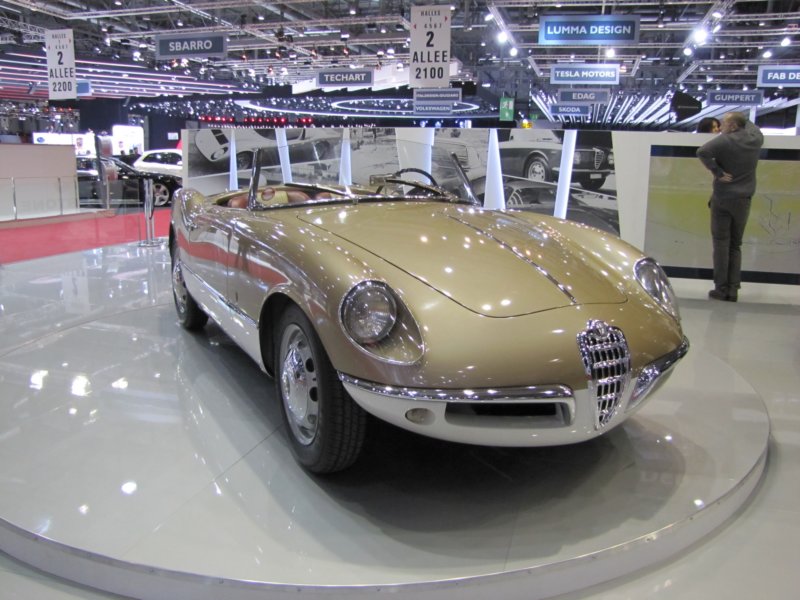 bertonealfaromeogiuliettasprintspider1955.jpg