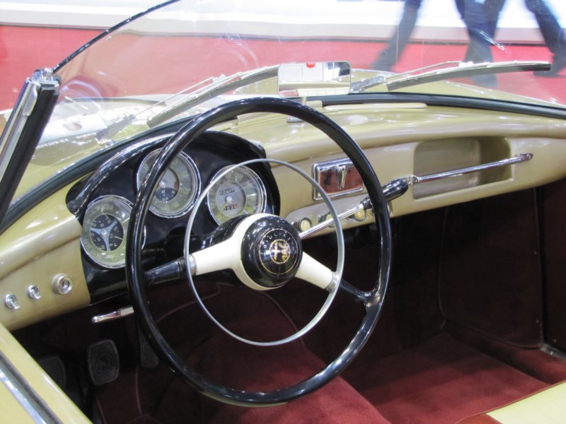 bertonealfaromeogiuliettasprintspider19552.jpg