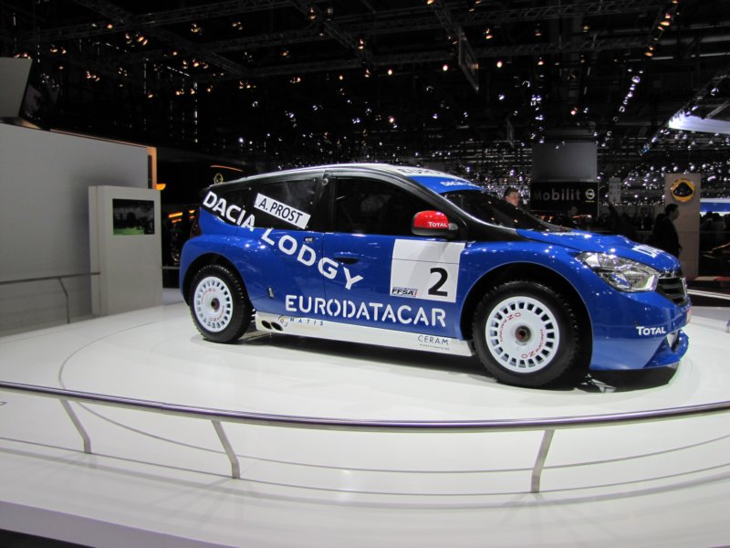 dacialodgyglace14.jpg