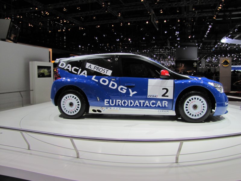 dacialodgyglace17.jpg