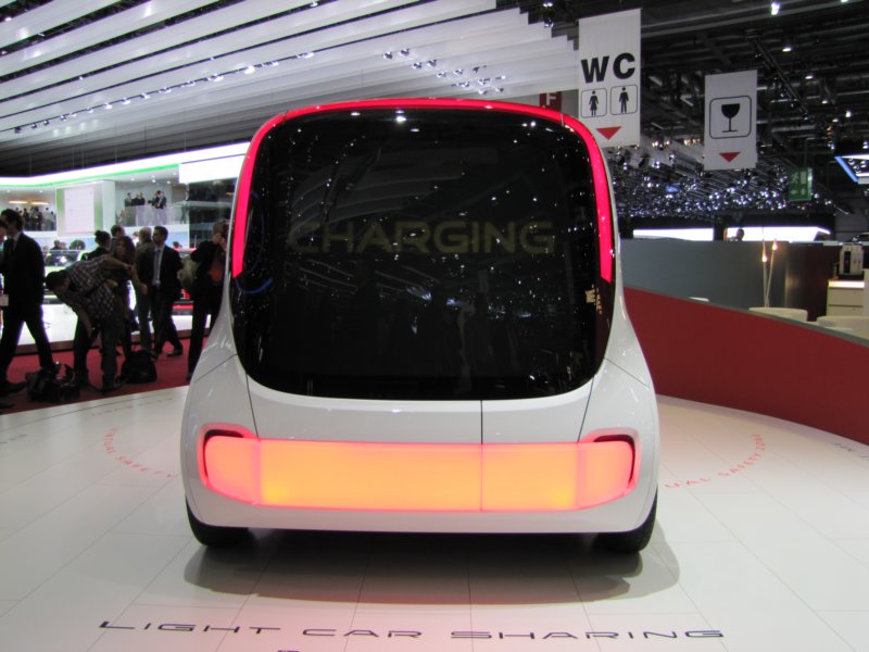 edaglightcarsharing.jpg