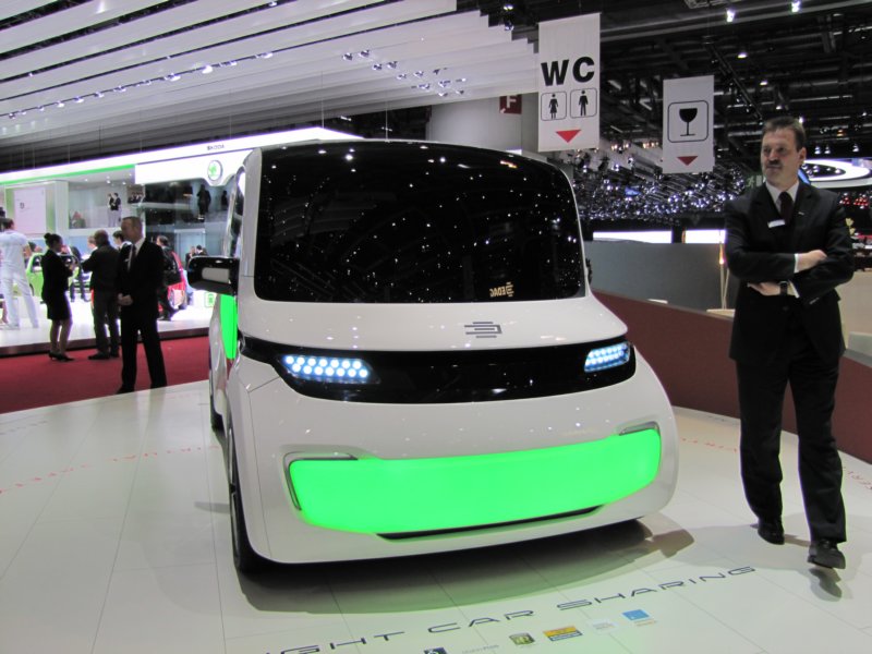edaglightcarsharing9.jpg
