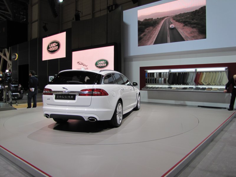 jaguarxfsportbrake7.jpg