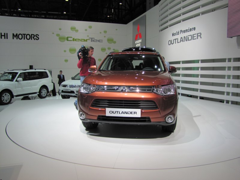 mitsubishioutlander2.jpg