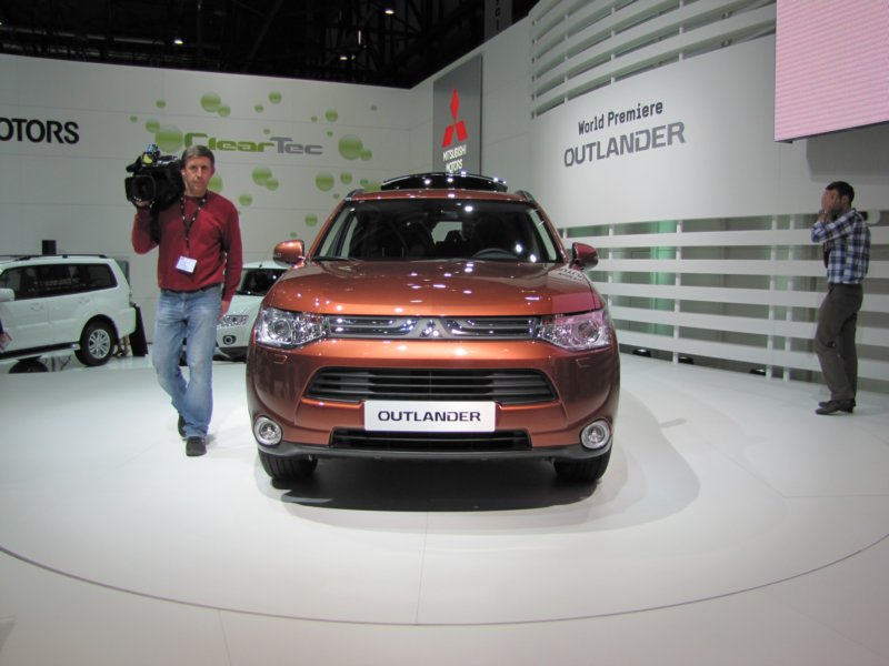 mitsubishioutlander3.jpg