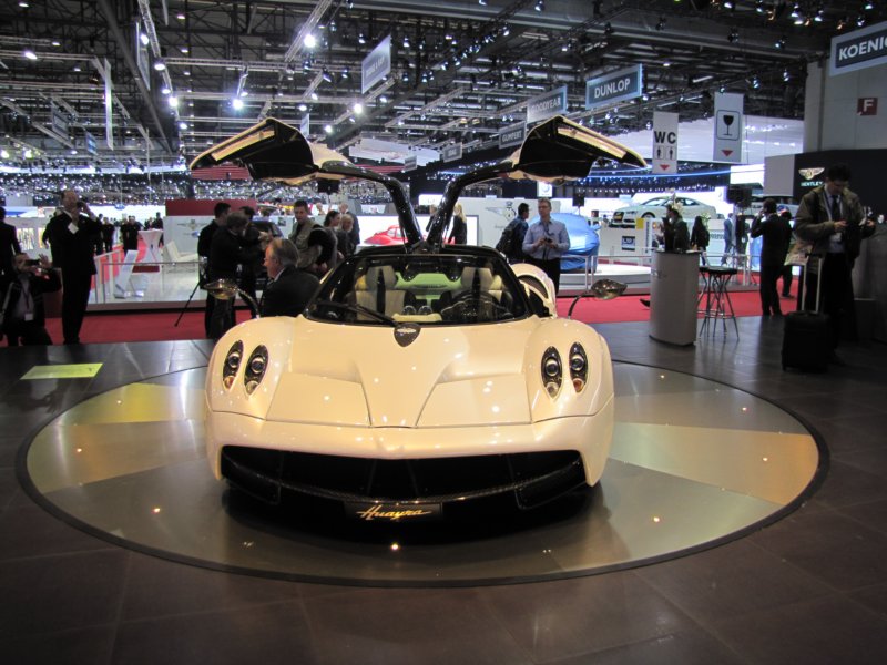 paganihuayra16.jpg