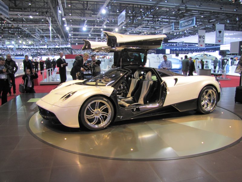 paganihuayra17.jpg