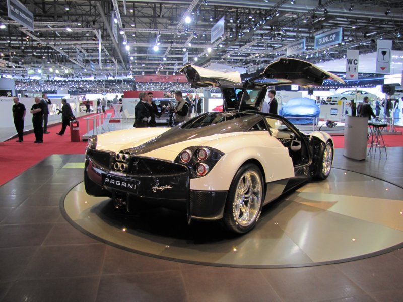 paganihuayra6.jpg
