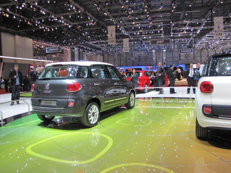 fiat500l19.jpg