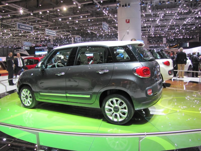 fiat500l6.jpg