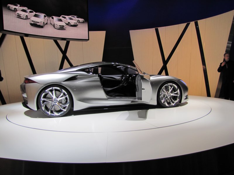 infinitiemerge29.jpg