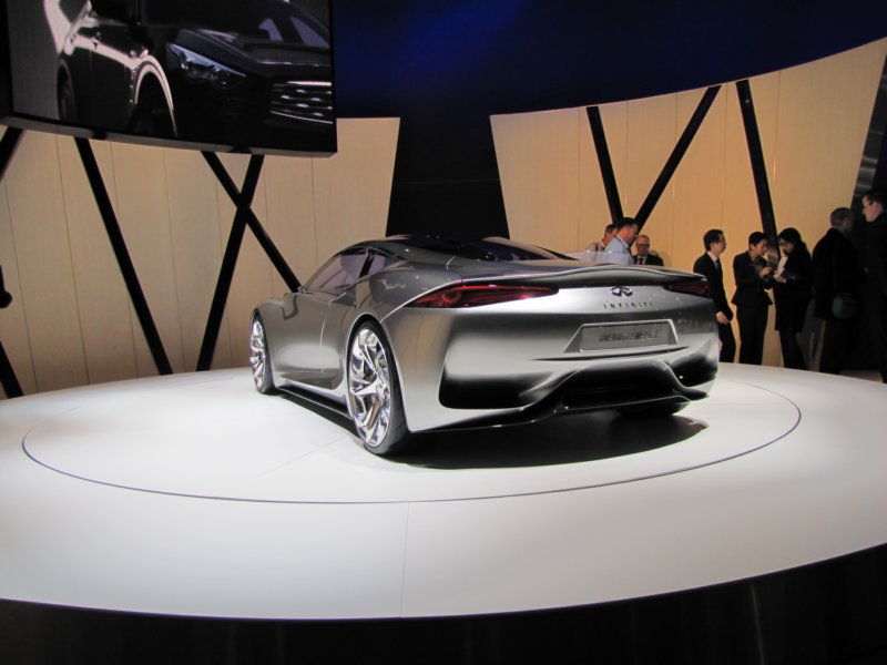 infinitiemerge40.jpg
