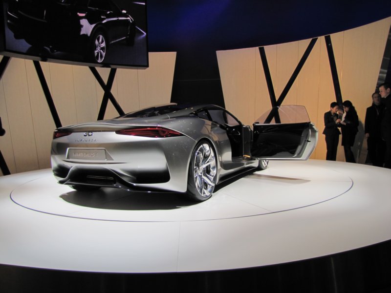 infinitiemerge9.jpg