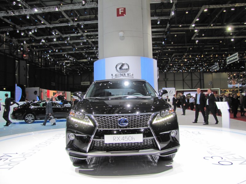 lexusrx450h29.jpg