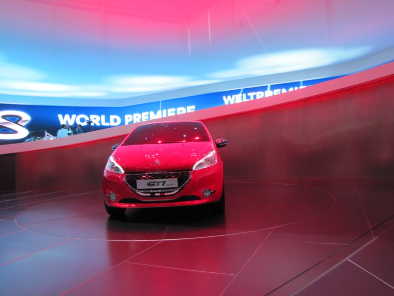 peugeot208gti22.jpg