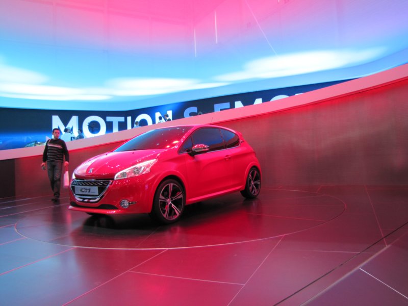 peugeot208gti29.jpg