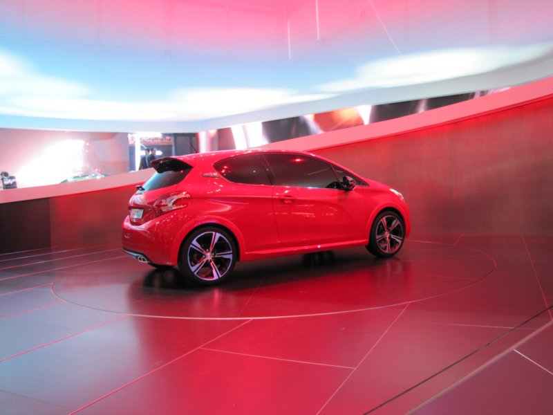 peugeot208gti51.jpg