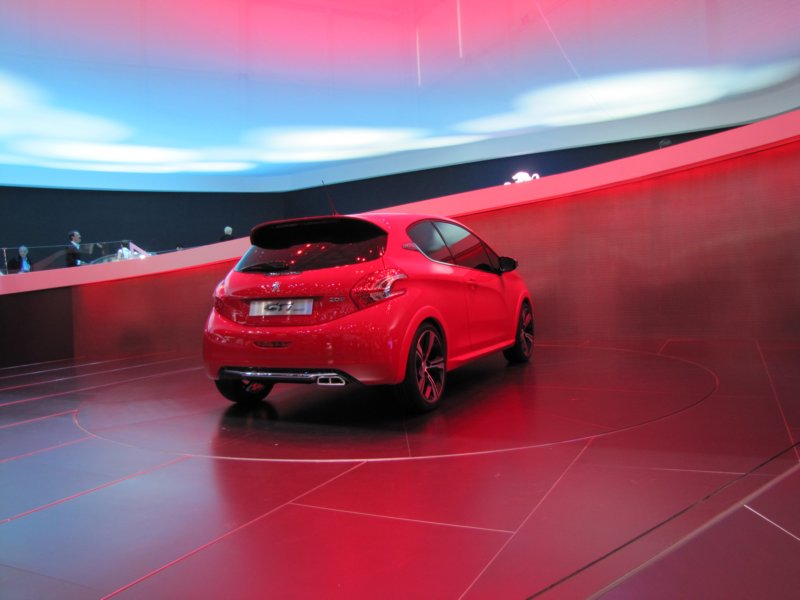 peugeot208gti55.jpg