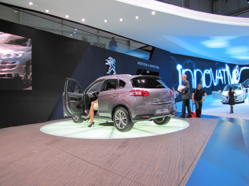 peugeot400834.jpg