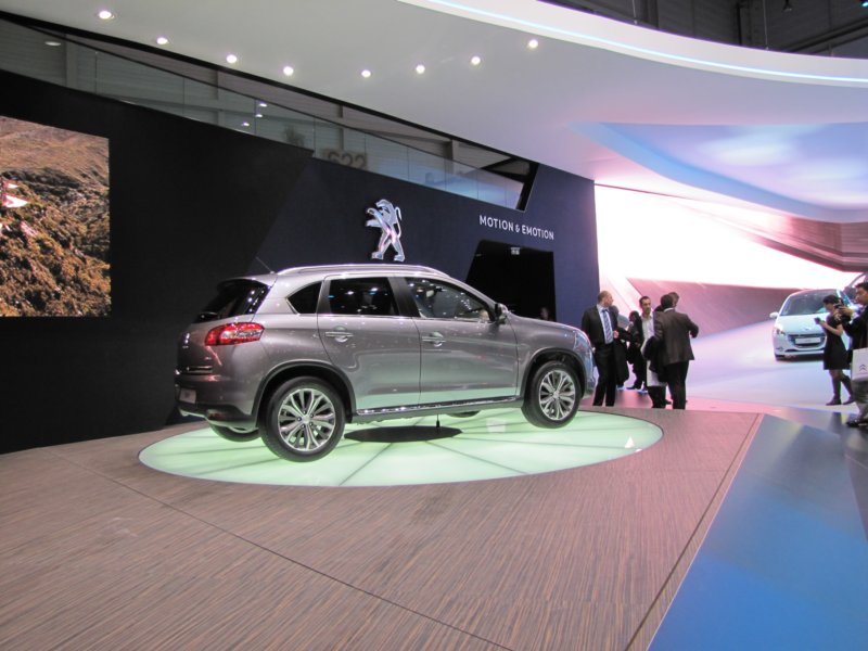 peugeot40085.jpg