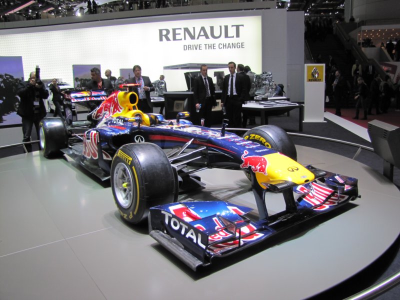 redbullracingrenault.jpg