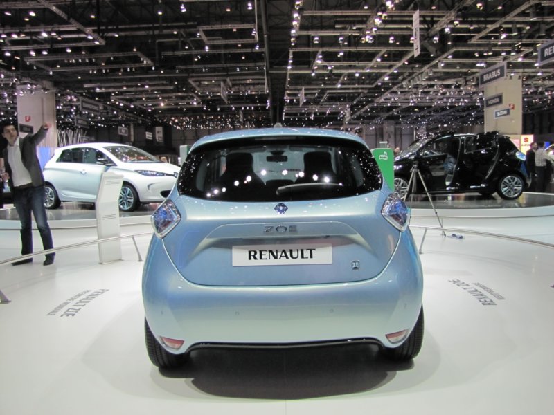 renaultzoe.jpg