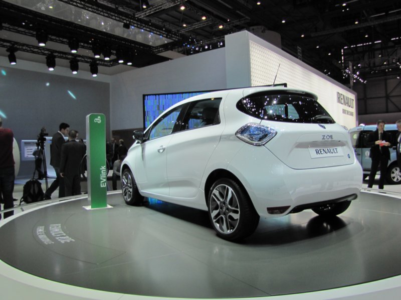 renaultzoe37.jpg