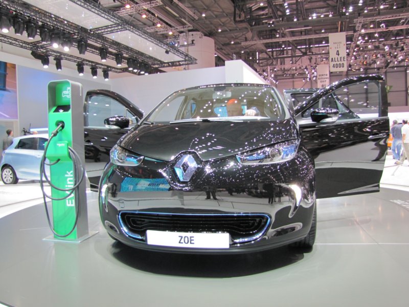 renaultzoe51.jpg