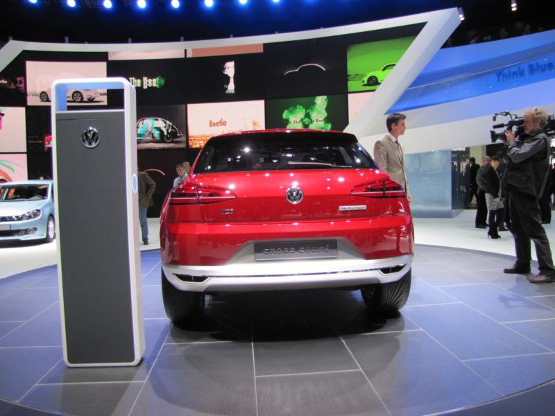 vwcrosscoup35.jpg