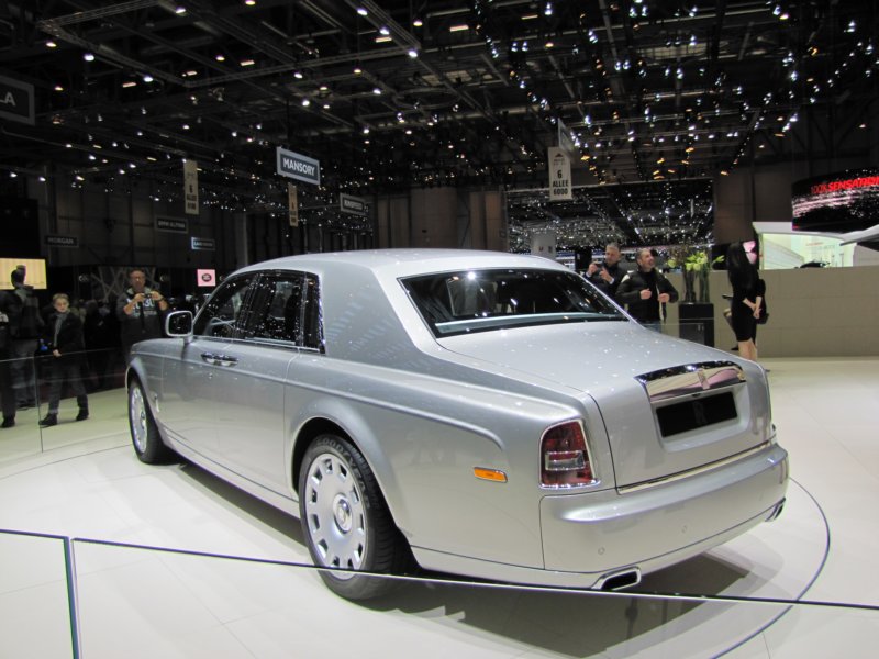 rollsroycephantomseriesii25.jpg