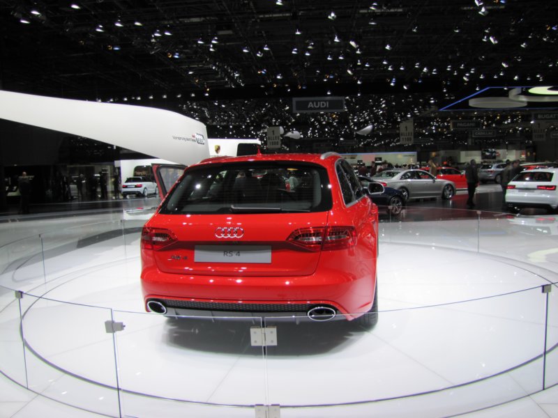 audirs4avant6.jpg