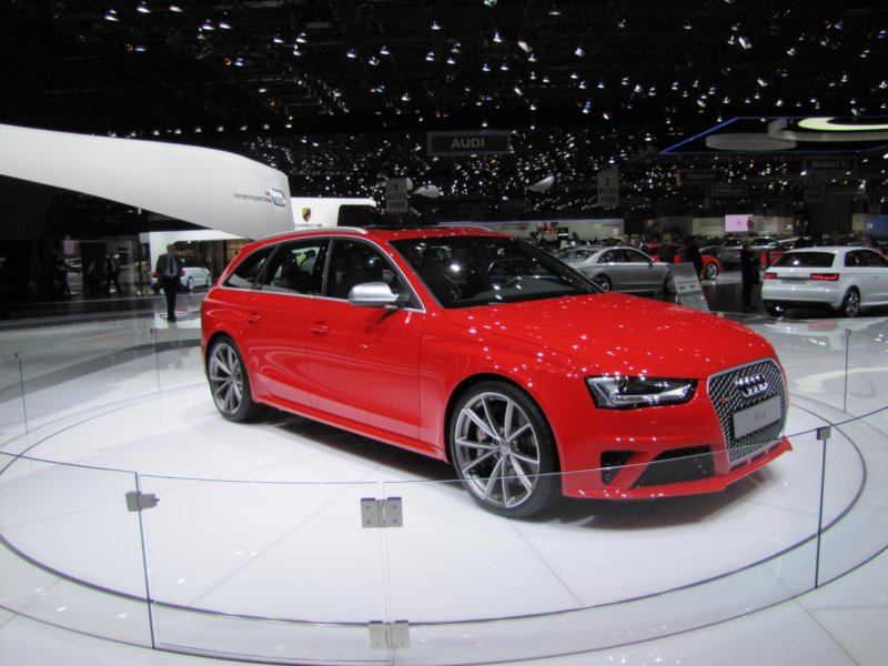 audirs4avant75.jpg