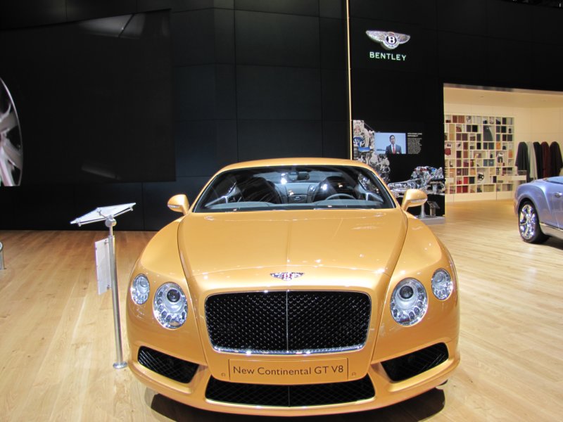 bentleycontinentalgt10.jpg