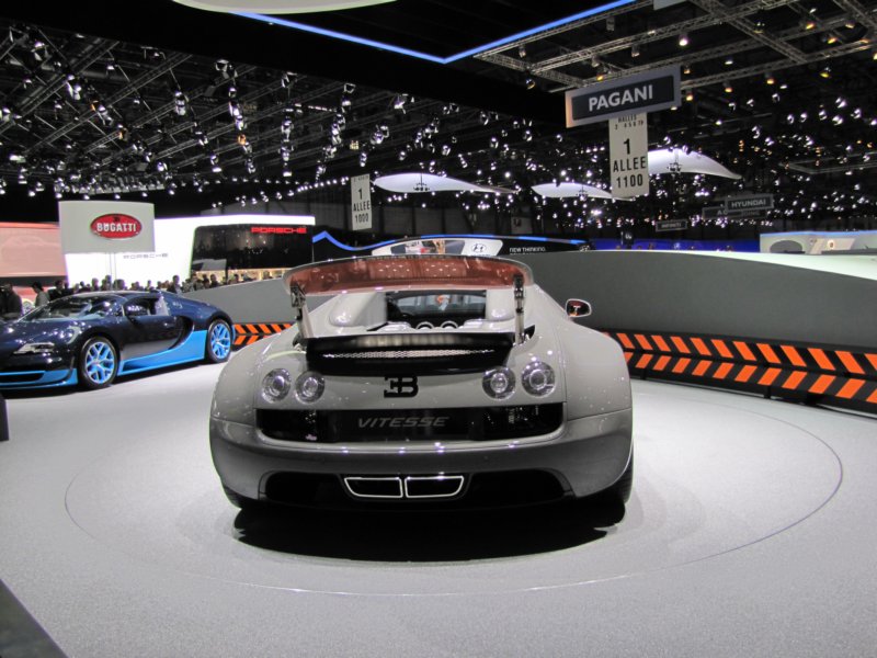 bugattiveyron164grandsportvitesse10.jpg