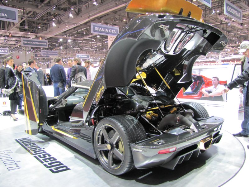 koenigseggagerashundra20.jpg