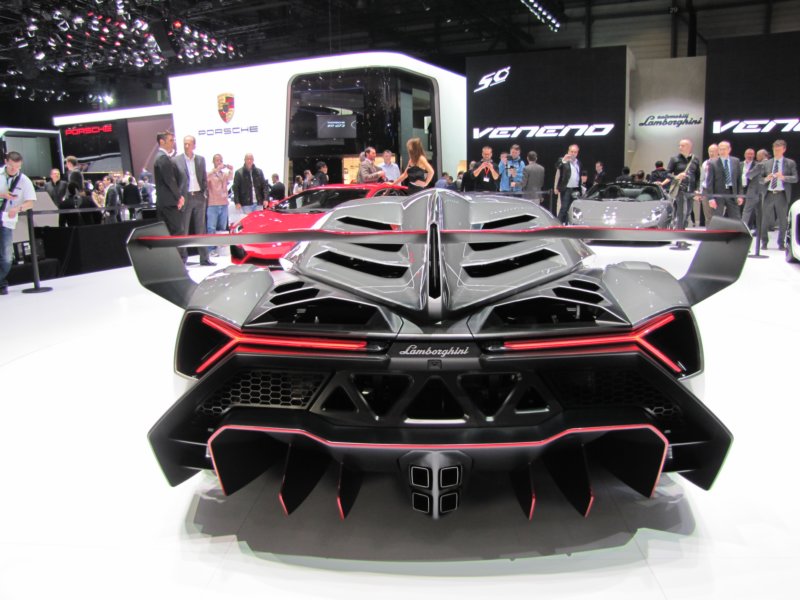 lamborghinivenenolp7504112.jpg