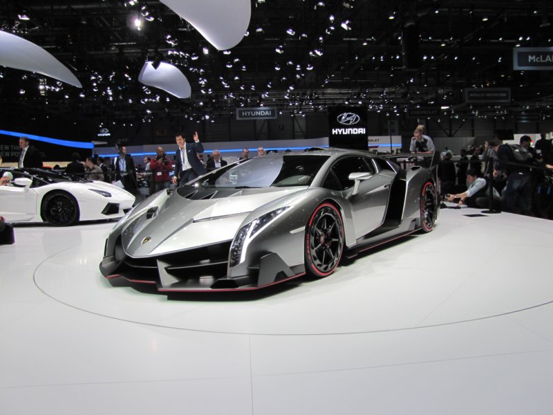 lamborghinivenenolp750446.jpg