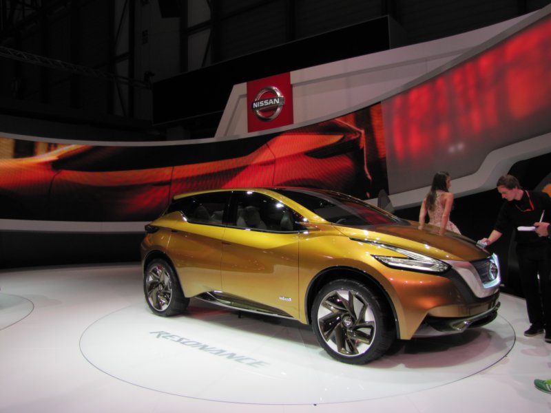 nissanresonanceconcept12.jpg