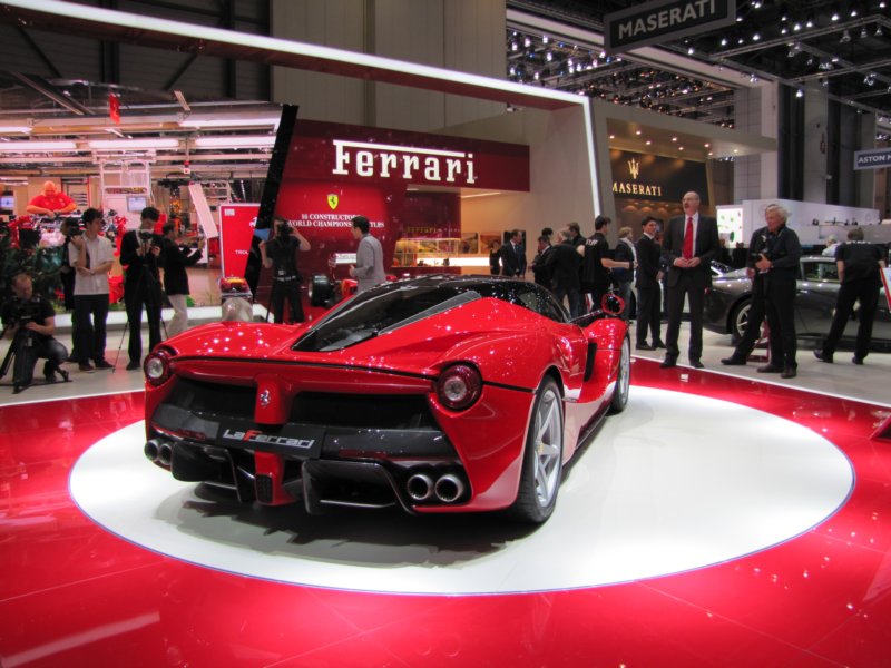 ferrarilaferrari38.jpg