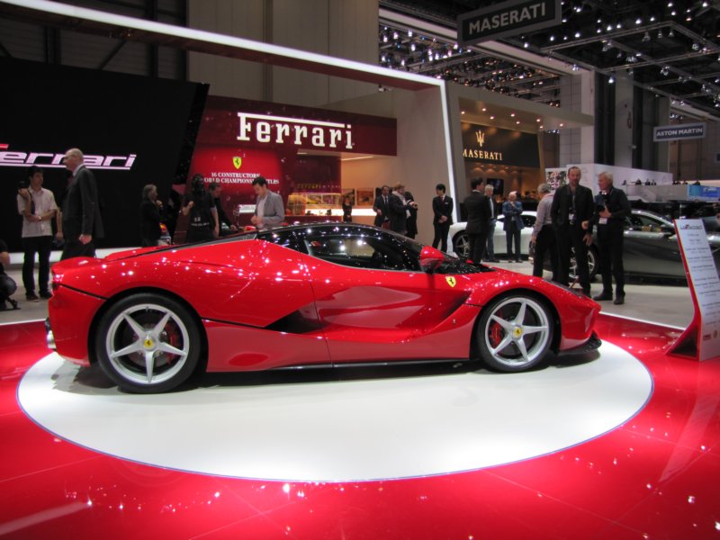 ferrarilaferrari50.jpg